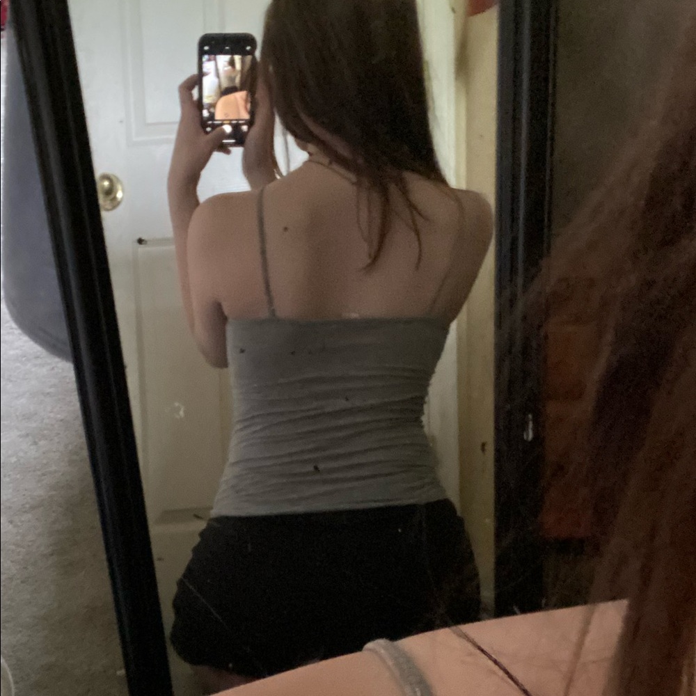 Simple gray cami - Picture 2 of 2